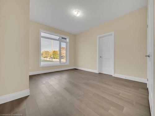 4 Elm Street, Ingersoll, ON - Indoor Photo Showing Other Room