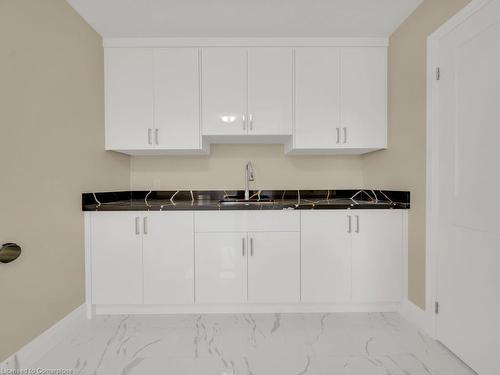 4 Elm Street, Ingersoll, ON - Indoor Photo Showing Kitchen