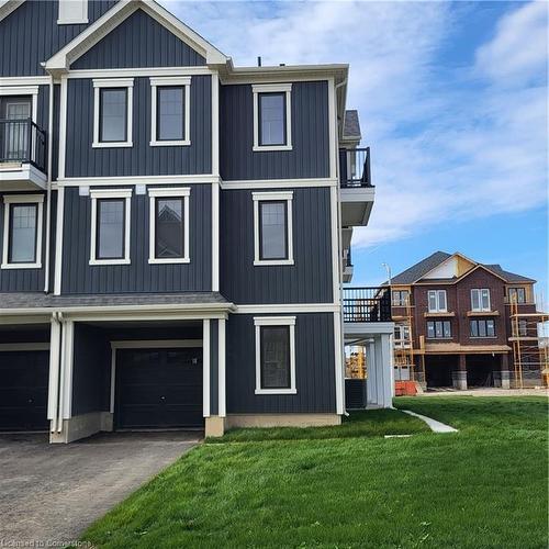 50 Norwich Crescent Crescent, Caledonia, ON - Outdoor With Balcony With Facade