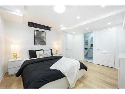 42 Duncan Avenue, Brantford, ON - Indoor Photo Showing Bedroom