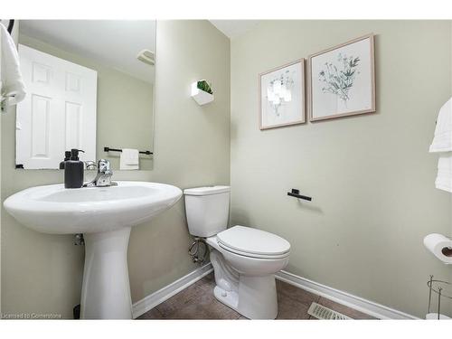 42 Duncan Avenue, Brantford, ON - Indoor Photo Showing Bathroom