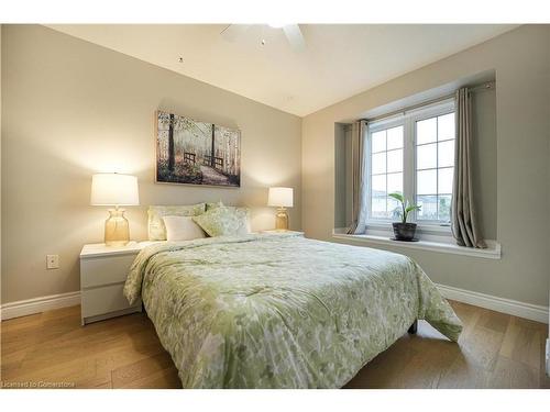 42 Duncan Avenue, Brantford, ON - Indoor Photo Showing Bedroom