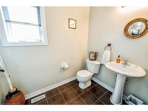 5 Westlea Avenue, Richmond Hill, ON - Indoor Photo Showing Bathroom