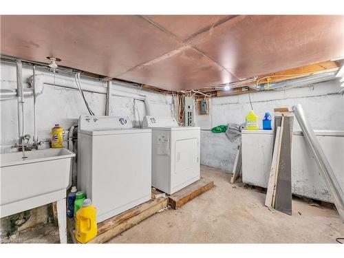 758 Victoria Street, Kingston, ON - Indoor Photo Showing Laundry Room