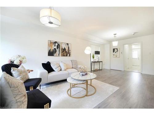 9-420 Linden Drive, Cambridge, ON - Indoor Photo Showing Living Room