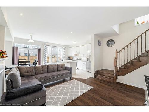 79 Stamford Street, Breslau, ON - Indoor Photo Showing Living Room