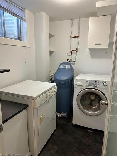 Bsmt-3 Cartwright Drive, Barrie, ON - Indoor Photo Showing Laundry Room