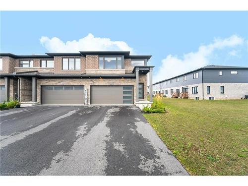 7381 Matteo Drive, Niagara Falls, ON - Outdoor With Facade