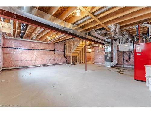 7381 Matteo Drive, Niagara Falls, ON - Indoor Photo Showing Basement