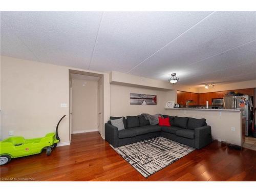 1440 Main St Street E, Milton, ON - Indoor Photo Showing Living Room