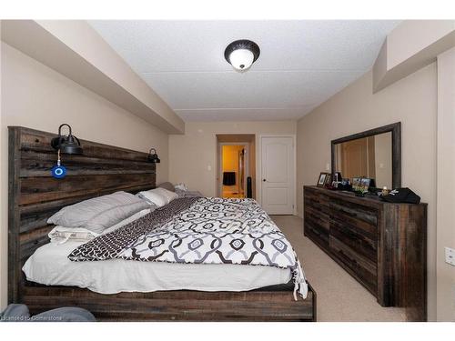 1440 Main St Street E, Milton, ON - Indoor Photo Showing Bedroom