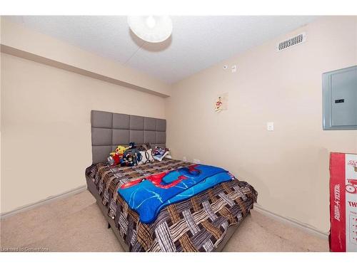 1440 Main St Street E, Milton, ON - Indoor Photo Showing Bedroom