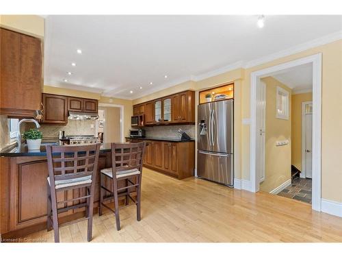 3673 Ketchum Court, Mississauga, ON - Indoor Photo Showing Kitchen