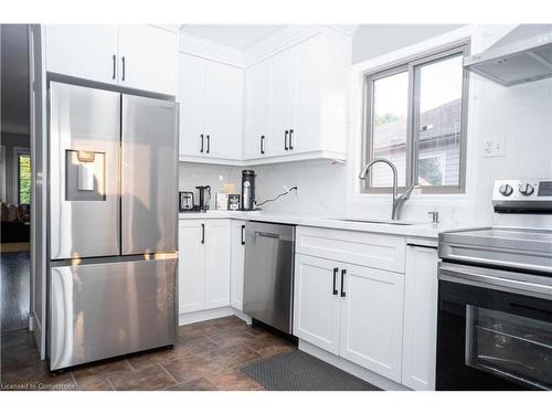 16 Dowden Avenue, Brantford, ON - Indoor Photo Showing Kitchen