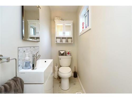 26 Wimbledon Court, Brampton, ON - Indoor Photo Showing Bathroom