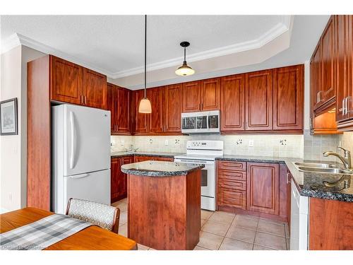 503-483 Faith Drive, Mississauga, ON - Indoor Photo Showing Kitchen With Double Sink