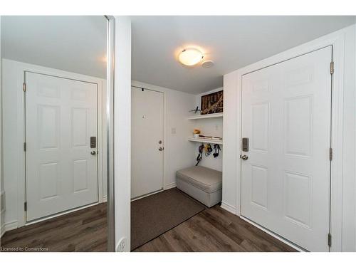 540 Bellflower Court, Milton, ON - Indoor Photo Showing Other Room