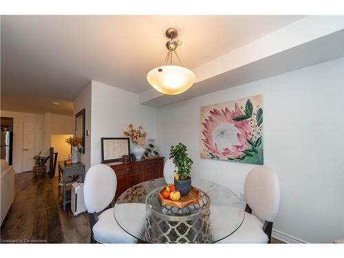 540 Bellflower Court, Milton, ON - Indoor Photo Showing Dining Room