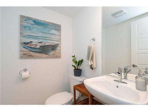 540 Bellflower Court, Milton, ON - Indoor Photo Showing Bathroom