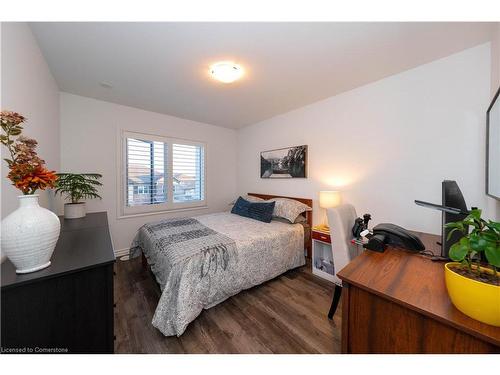 540 Bellflower Court, Milton, ON - Indoor Photo Showing Bedroom