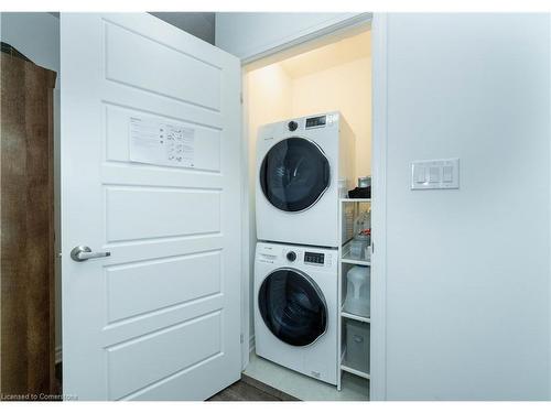 540 Bellflower Court, Milton, ON - Indoor Photo Showing Laundry Room