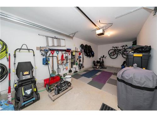 540 Bellflower Court, Milton, ON - Indoor Photo Showing Garage