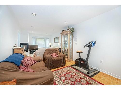 5528 Woodchase Crescent, Mississauga, ON - Indoor