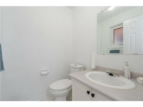 5528 Woodchase Crescent, Mississauga, ON - Indoor Photo Showing Bathroom