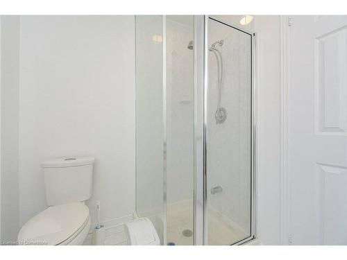 5528 Woodchase Crescent, Mississauga, ON - Indoor Photo Showing Bathroom