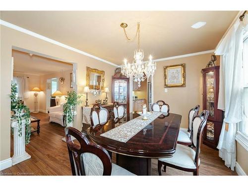 1230 Fleet Street, Mississauga, ON - Indoor Photo Showing Dining Room