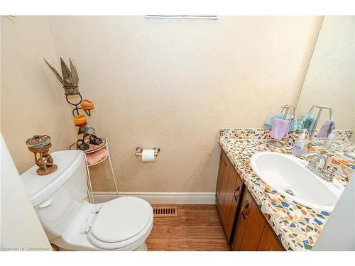 1230 Fleet Street, Mississauga, ON - Indoor Photo Showing Bathroom