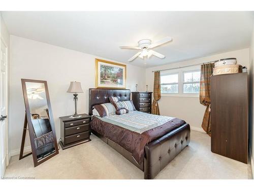 1230 Fleet Street, Mississauga, ON - Indoor Photo Showing Bedroom