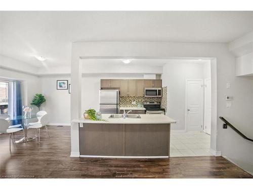 4122 Palermo Common, Burlington, ON - Indoor Photo Showing Kitchen With Double Sink