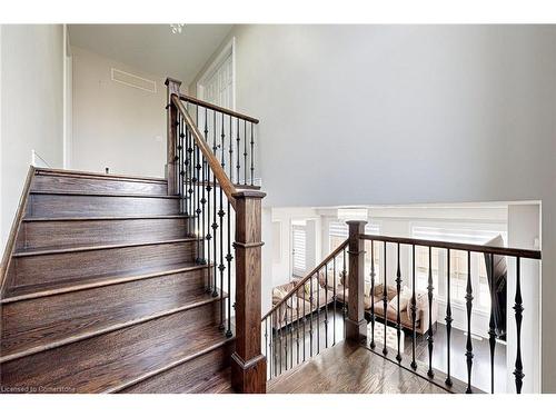 4 Brigham Avenue, Binbrook, ON - Indoor Photo Showing Other Room