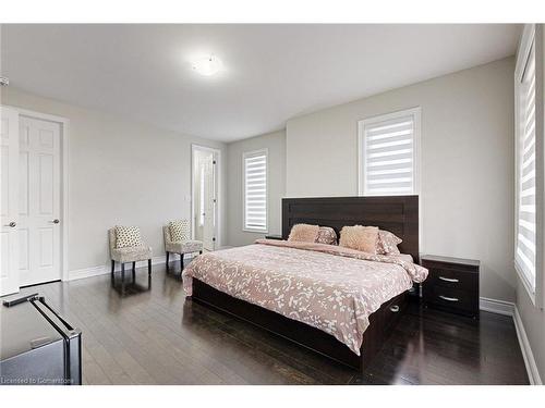 4 Brigham Avenue, Binbrook, ON - Indoor Photo Showing Bedroom