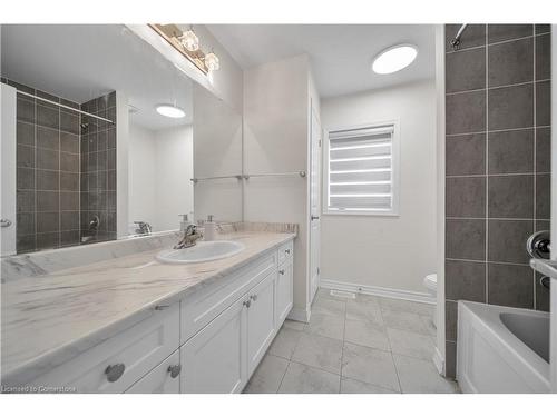 58 Stother Crescent, Bracebridge, ON - Indoor Photo Showing Bathroom