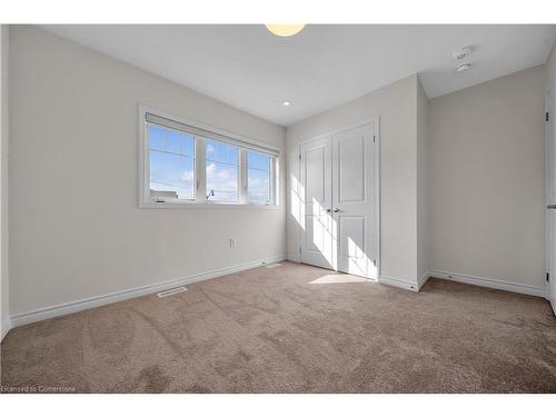 58 Stother Crescent, Bracebridge, ON - Indoor Photo Showing Other Room