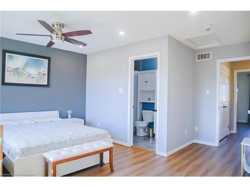 37-750 Lawrence Street, Cambridge, ON - Indoor Photo Showing Bedroom