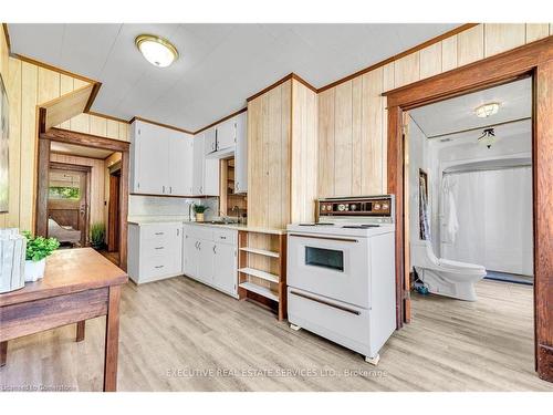 1045 St. Johns Road E, Simcoe, ON - Indoor Photo Showing Kitchen