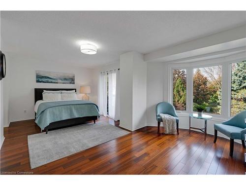 128 Edgewater Drive, Stoney Creek, ON - Indoor Photo Showing Bedroom