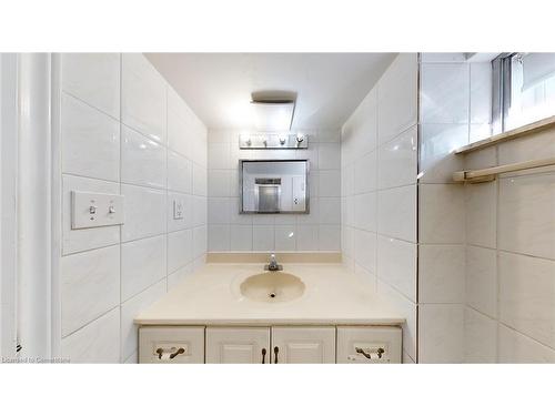 47 Cherrylawn Avenue, Toronto, ON - Indoor Photo Showing Bathroom