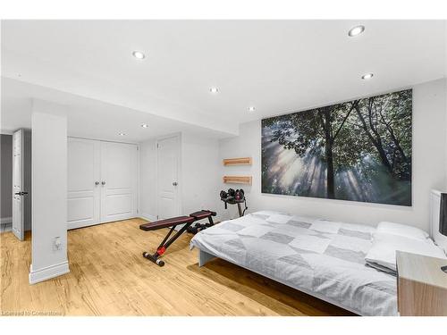 127-1050 Shawnmarr Road, Mississauga, ON - Indoor Photo Showing Bedroom