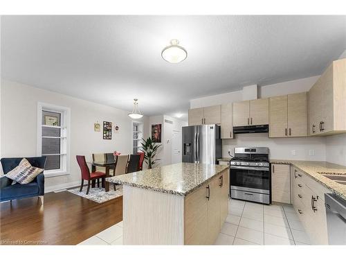 214 Sedgewood Street, Kitchener, ON - Indoor Photo Showing Kitchen With Stainless Steel Kitchen With Double Sink