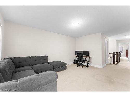 214 Sedgewood Street, Kitchener, ON - Indoor Photo Showing Living Room