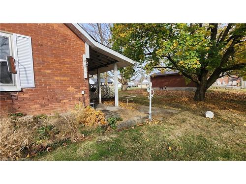 2040 John Street, Howick, ON - Outdoor