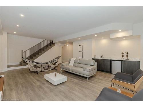 169 Springside Crescent, The Blue Mountains, ON - Indoor Photo Showing Living Room