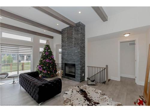 169 Springside Crescent, The Blue Mountains, ON - Indoor Photo Showing Living Room With Fireplace