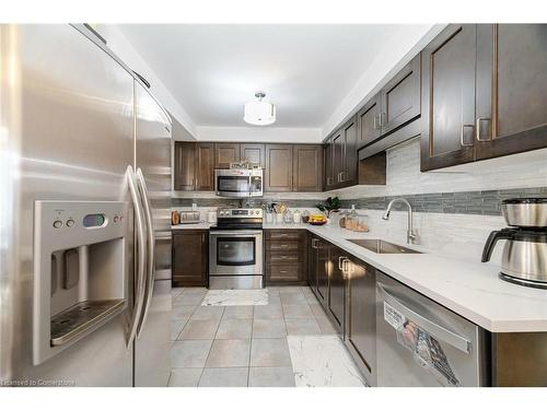 314 Duncan Lane, Milton, ON - Indoor Photo Showing Kitchen