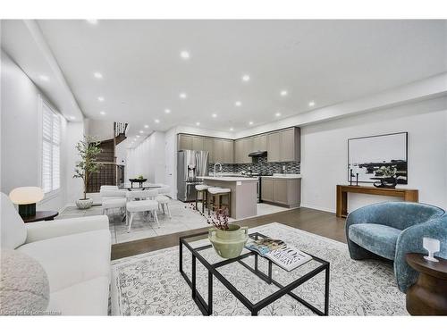 42 Curtis Street, Breslau, ON - Indoor Photo Showing Living Room