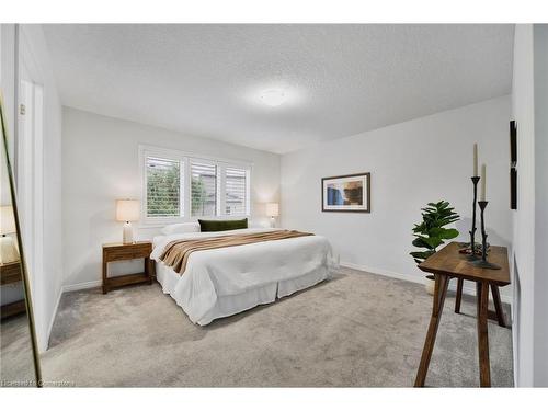 42 Curtis Street, Breslau, ON - Indoor Photo Showing Bedroom